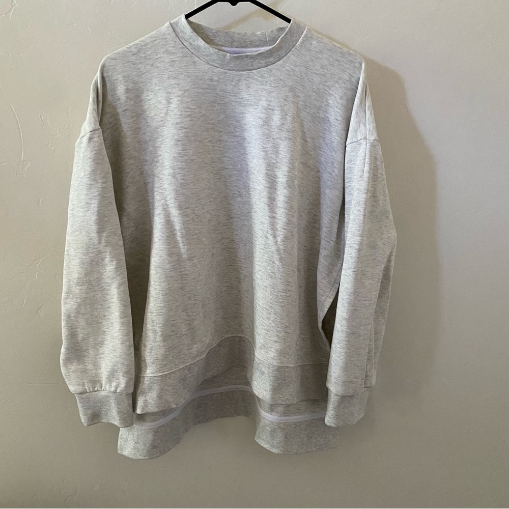 adidas yoga crew sweatshirt NWOT size medium